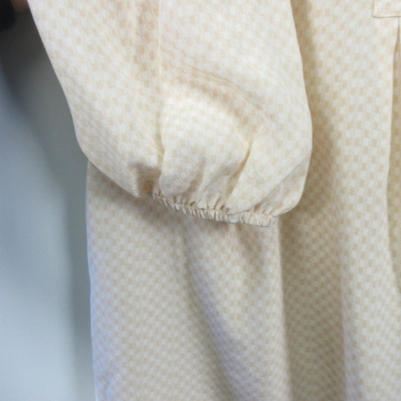 Joie 100% Silk Blouse Women M Peasant V Neck Dust Peach Geometric Boho 108 - Picture 7 of 10